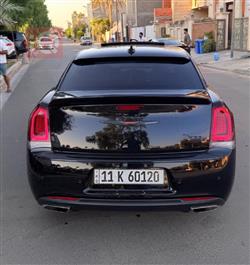 کرایسلەر 300